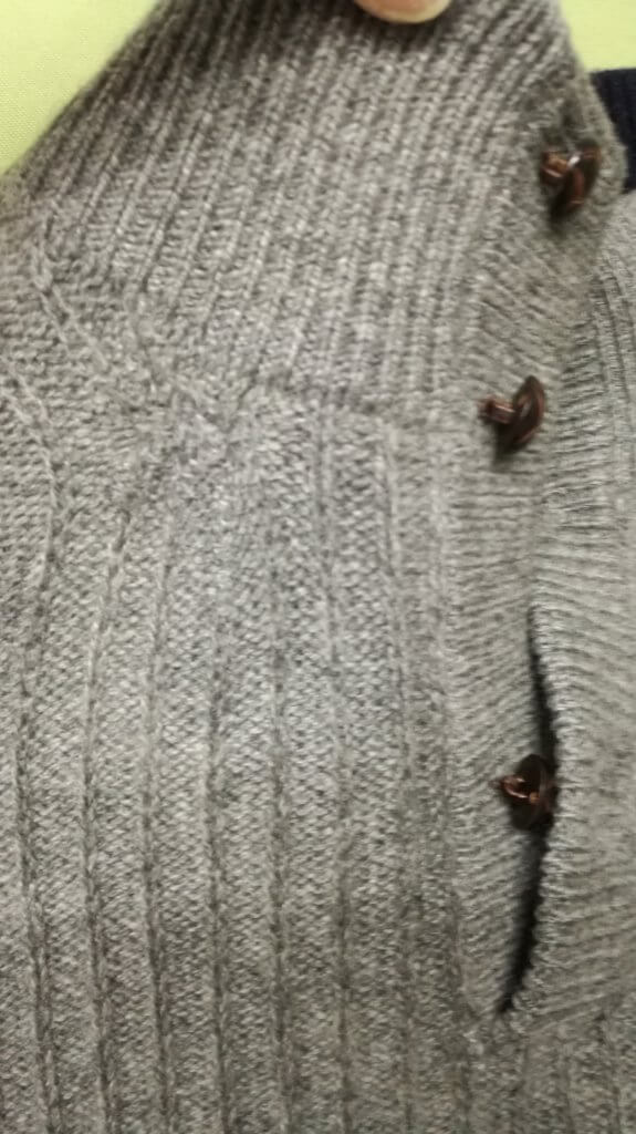 穴修理しました