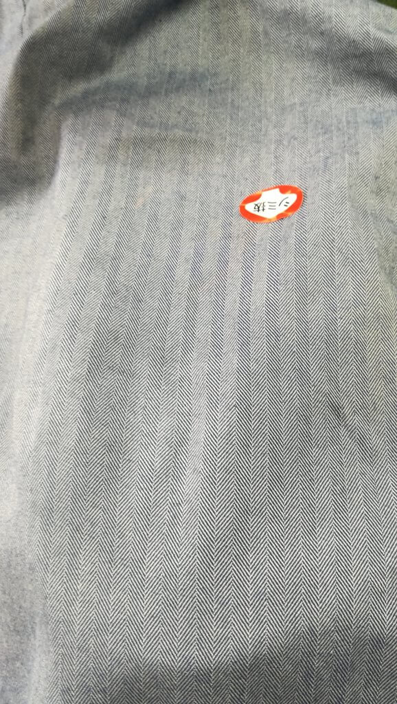 ズボンにペンキ　除去後