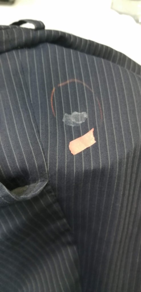 接着剤のしみ抜き